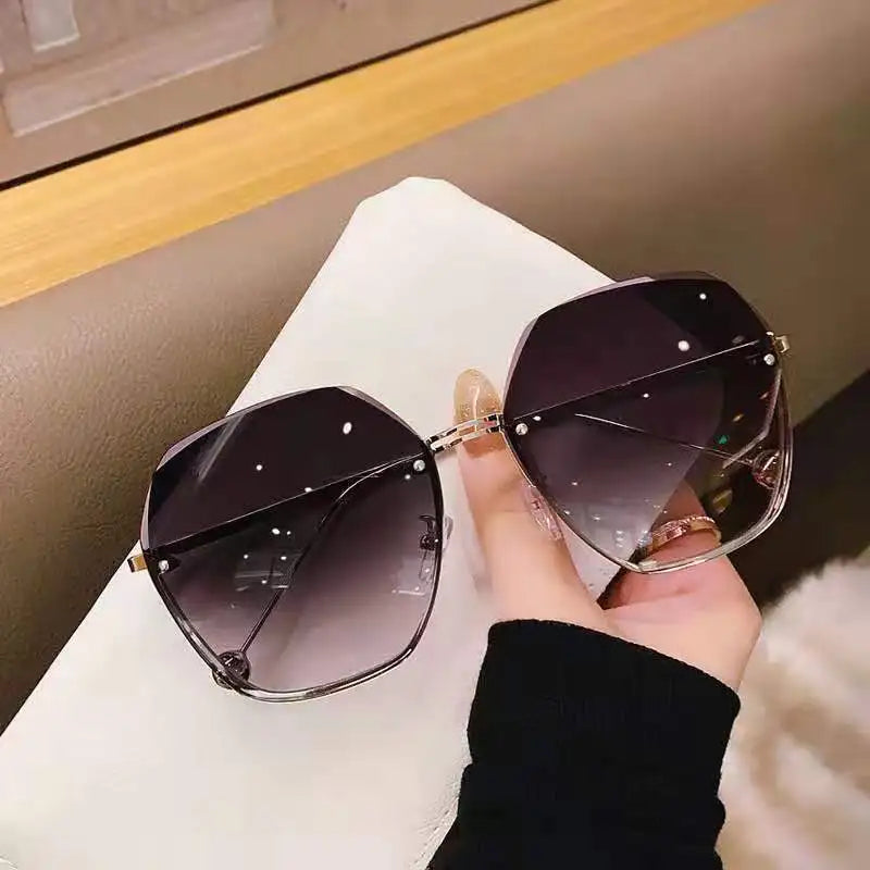 New Fashion Brand Design Vintage Rimless Pilot Sunglasses
